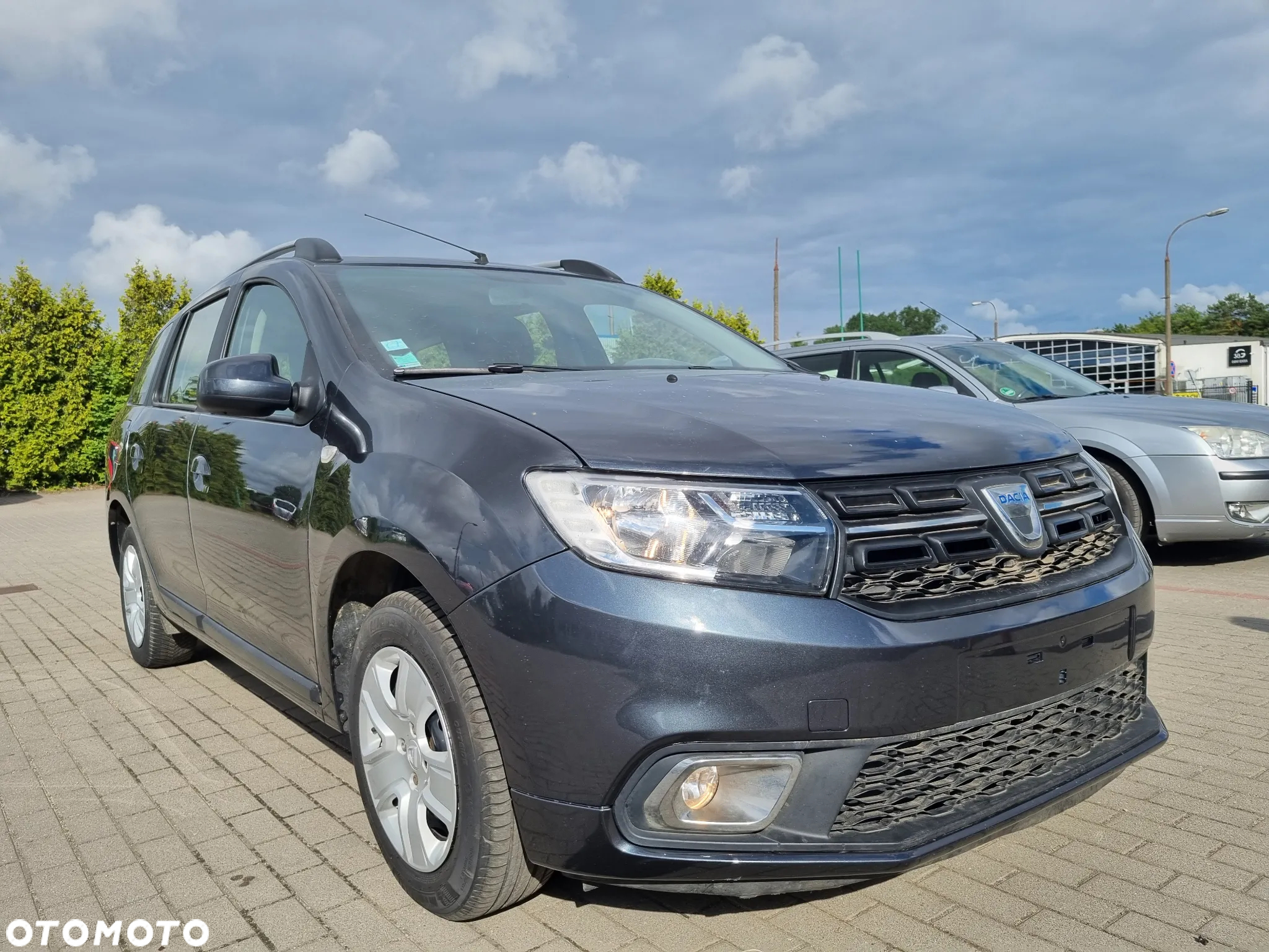 Dacia Logan MCV SCe 75 Laureate - 2