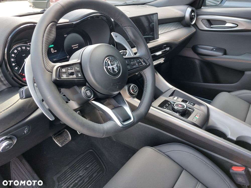 Alfa Romeo Tonale 1.5 T4 GSE mHEV Veloce DCT - 4