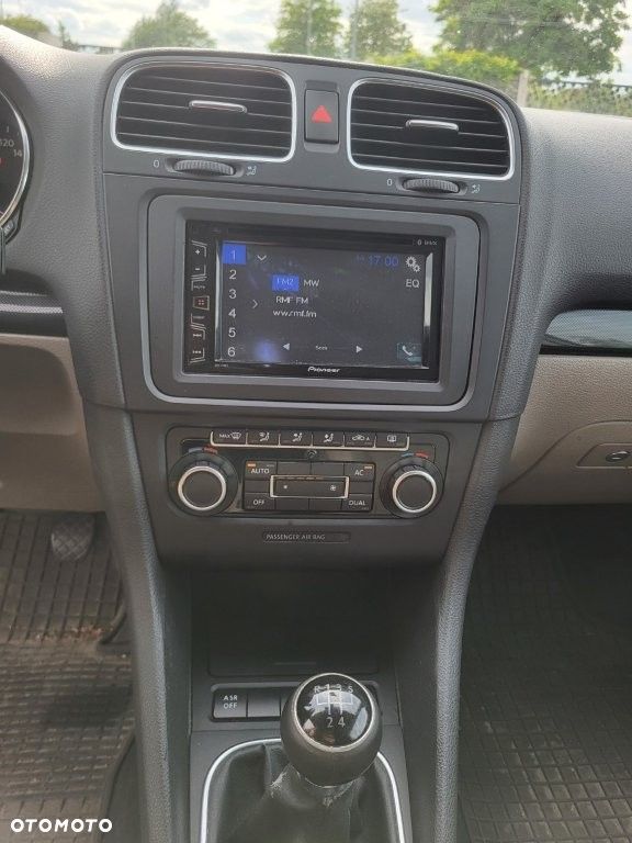 Volkswagen Golf 2.0 TDI DPF Comfortline 119 g - 11