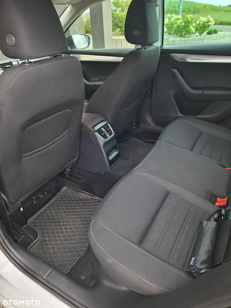 Skoda Octavia - 5