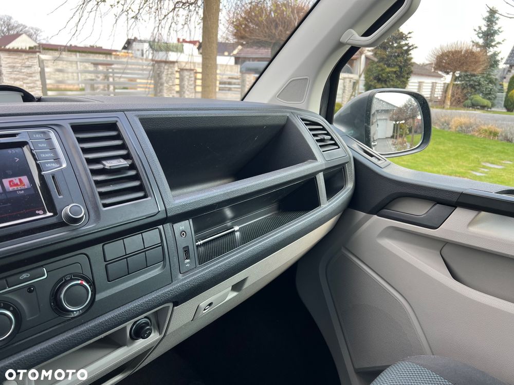 Volkswagen Transporter L2H1 DSG - 20