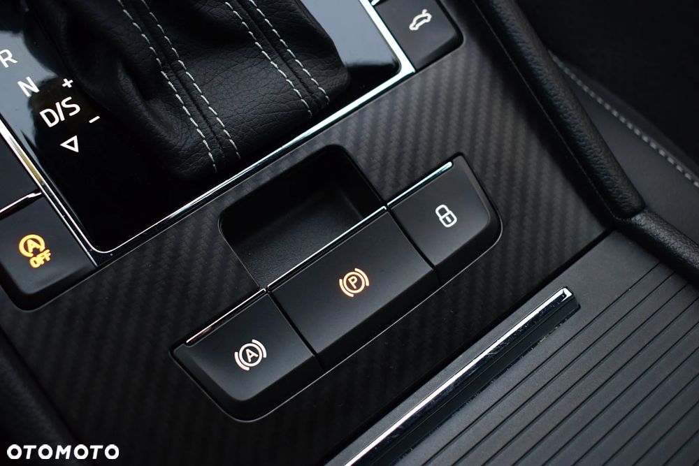 Skoda Superb 2.0 TSI 4x4 Sportline DSG - 25