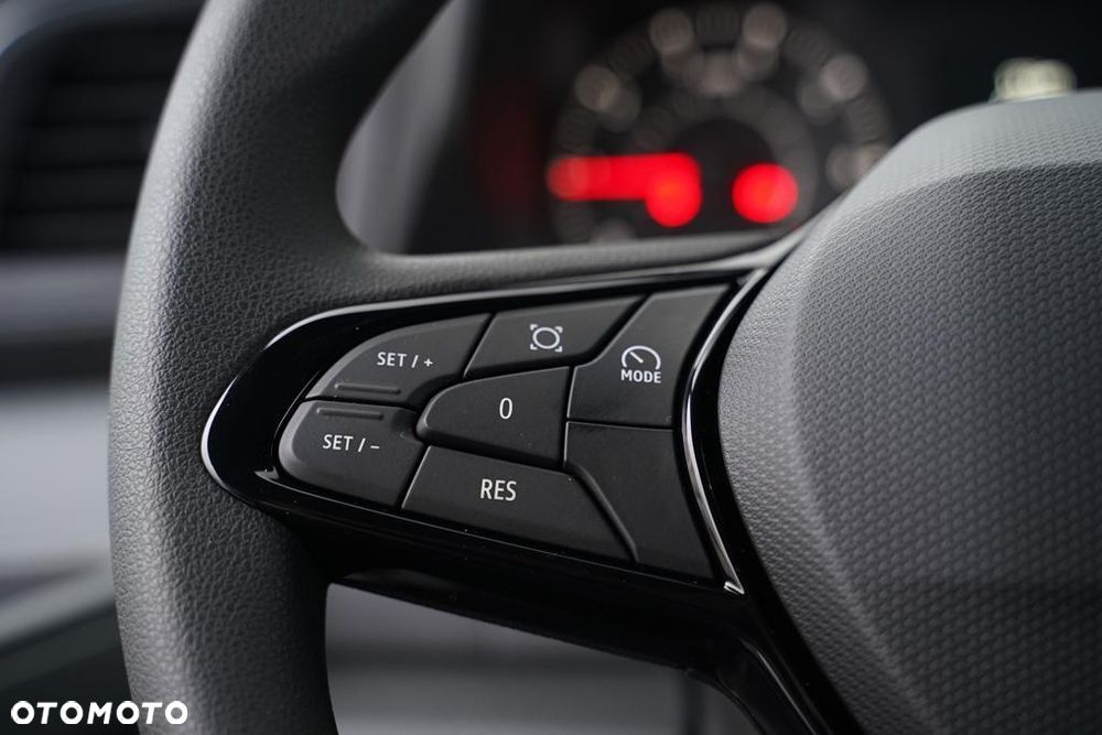 Renault Master dCi L4H3 RWD - 12