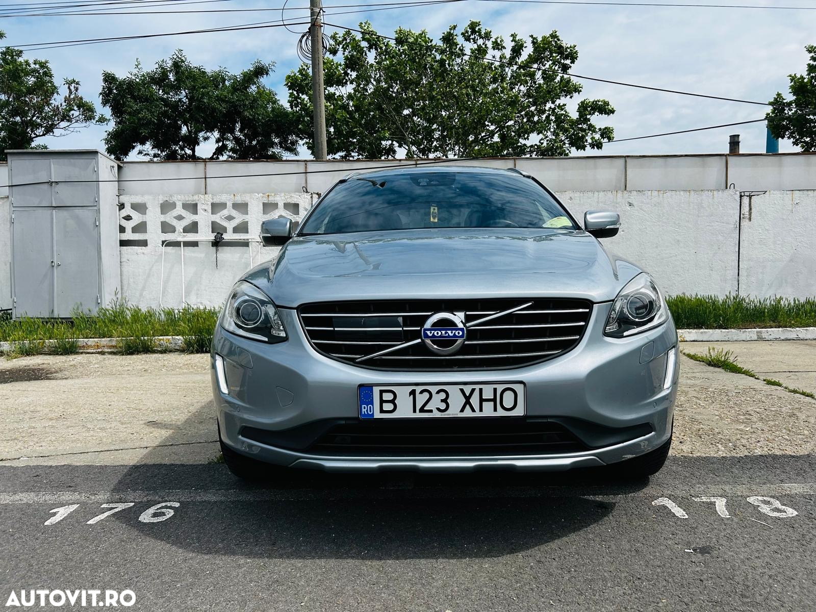 Volvo XC 60 - 2