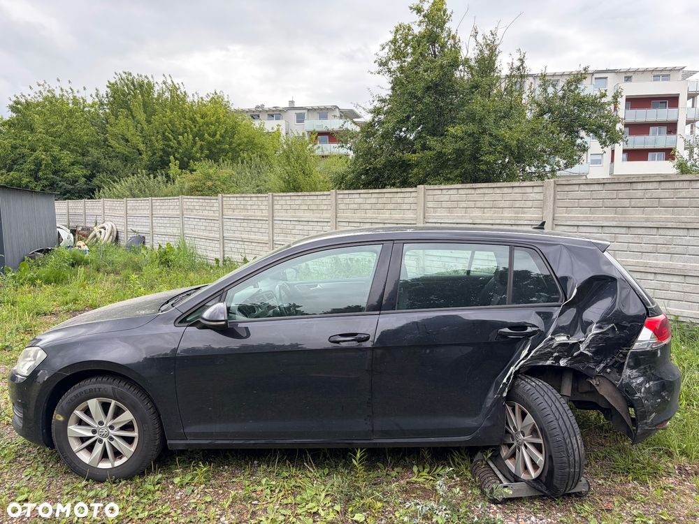 Volkswagen Golf - 11