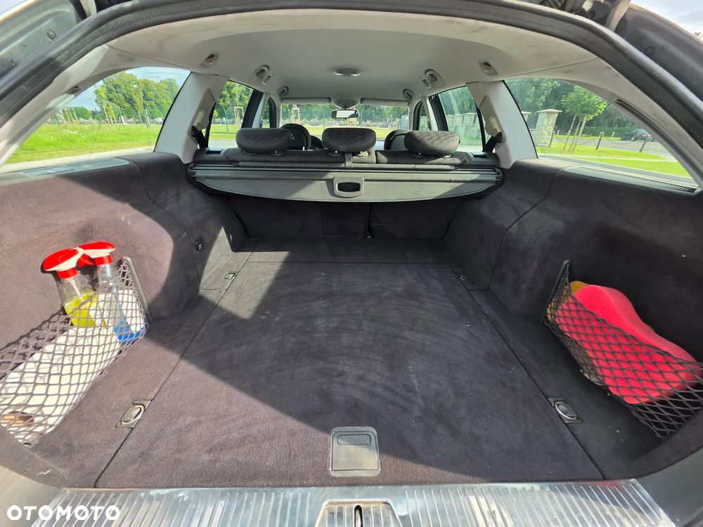 Mercedes-Benz Klasa E 320 CDI Classic DPF - 12