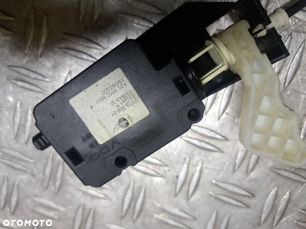 Silownik klapki wlewu paliwa Mini R50 R53 - 2