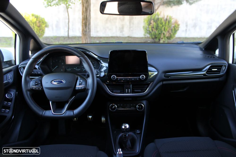Ford Fiesta 1.0 EcoBoost MHEV ST-Line - 21