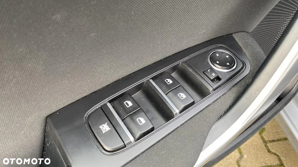 Kia Ceed 1.0 T-GDI M - 10