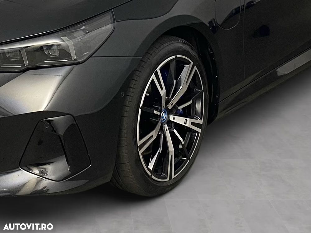 BMW Seria 5 550e xDrive Aut. - 6
