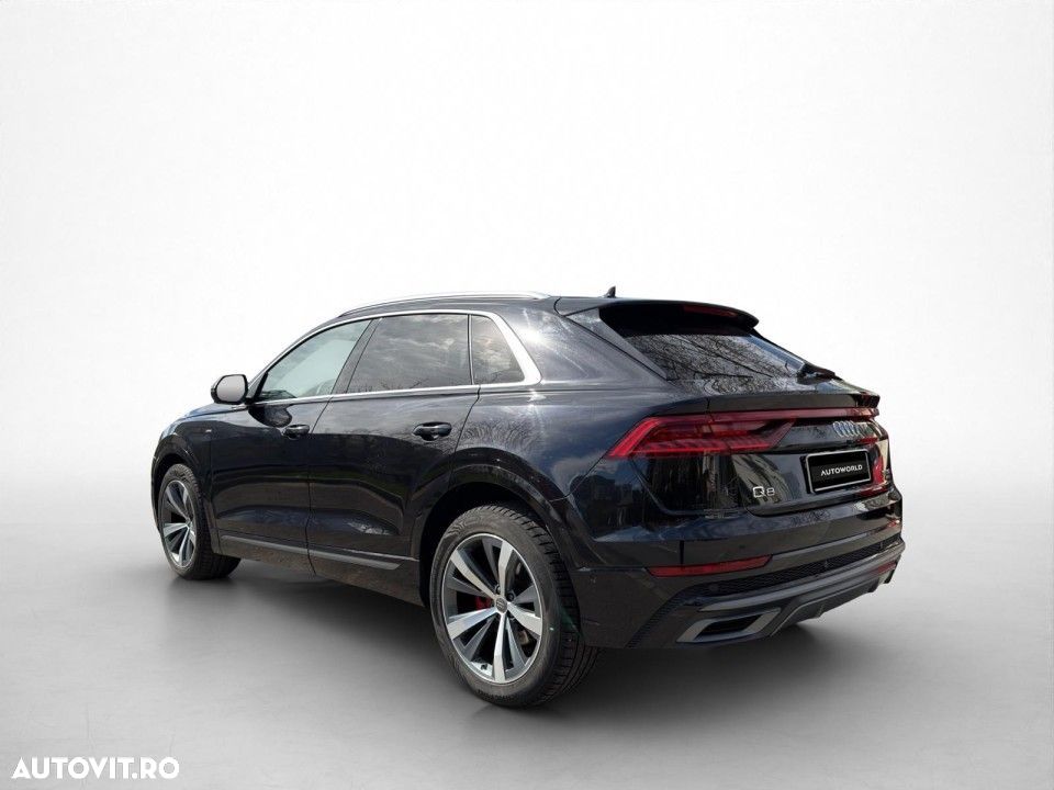 Audi Q8 - 6