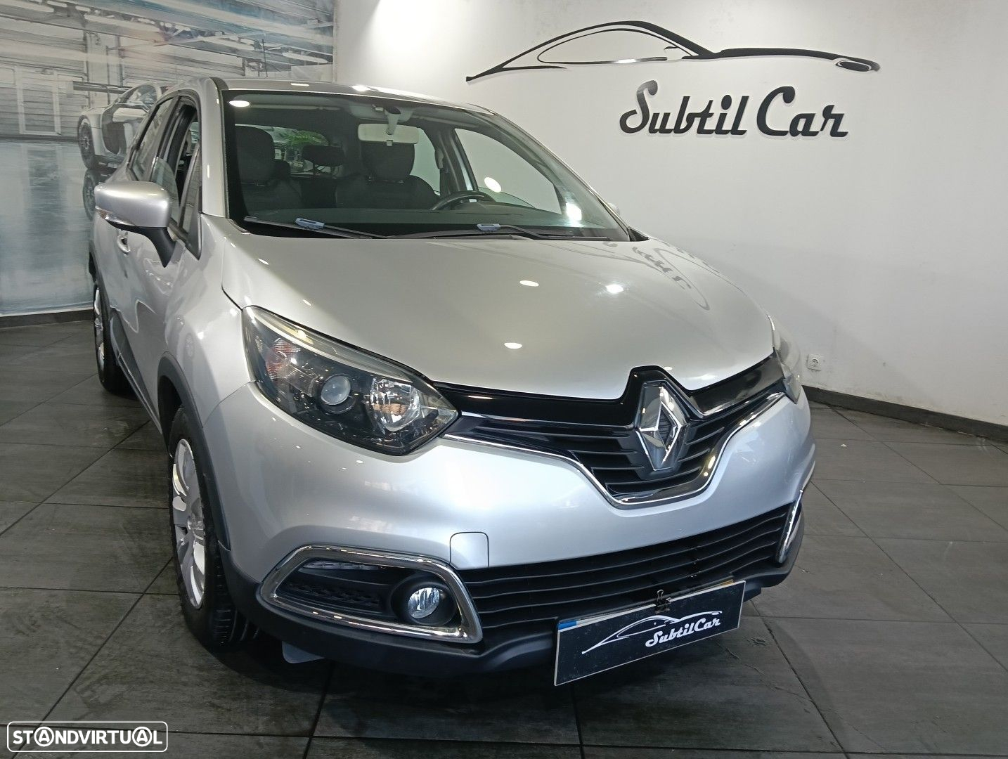 Renault Captur 1.5 dCi Exclusive - 3