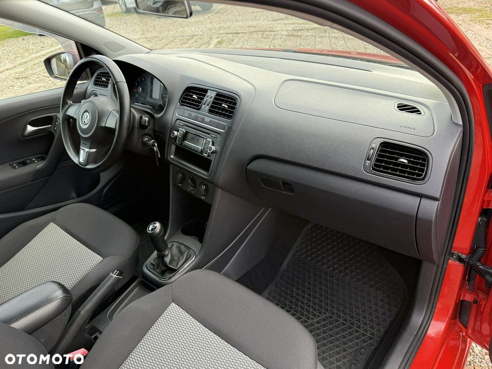 Volkswagen Polo - 31