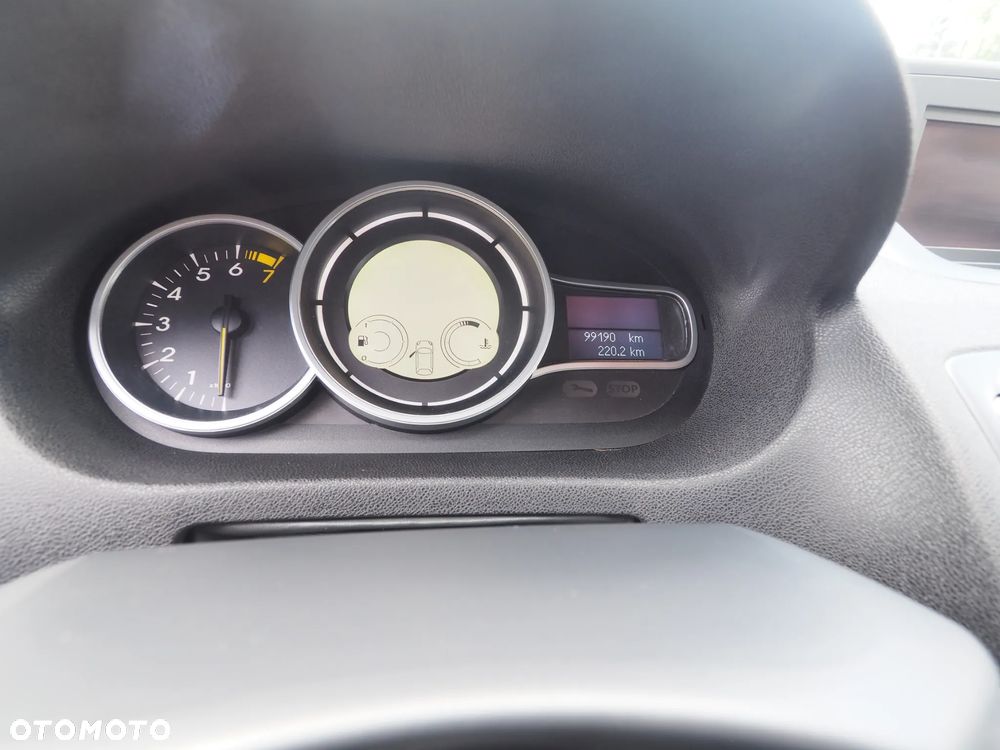 Renault Megane - 11