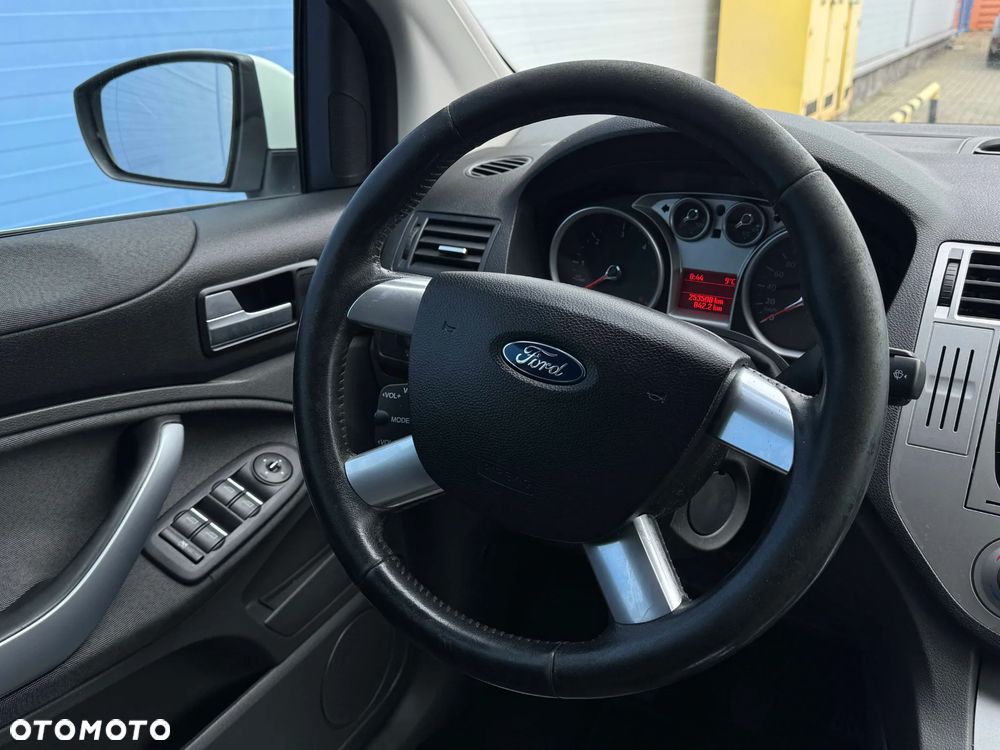 Ford Kuga 2.0 TDCi 4x4 Trend - 21