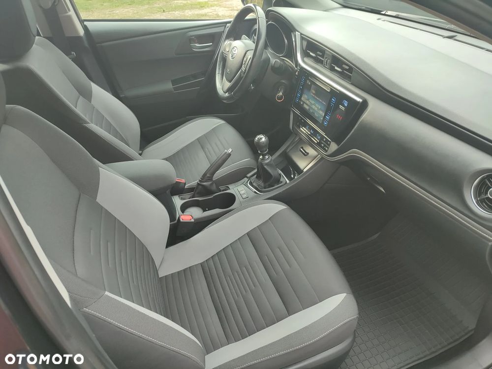 Toyota Auris 1.2 Turbo Edition-S - 19