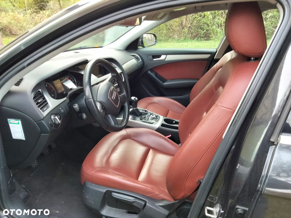Audi A4 Limousine - 10