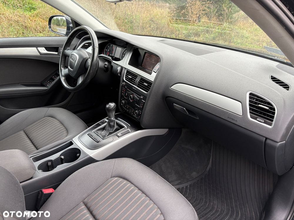 Audi A4 Avant 2.0 TDI Limited Edition - 10