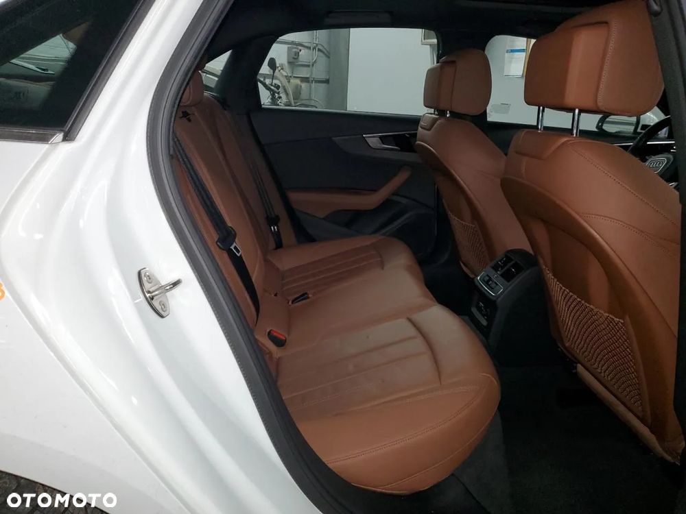 Audi A4 Limousine - 9