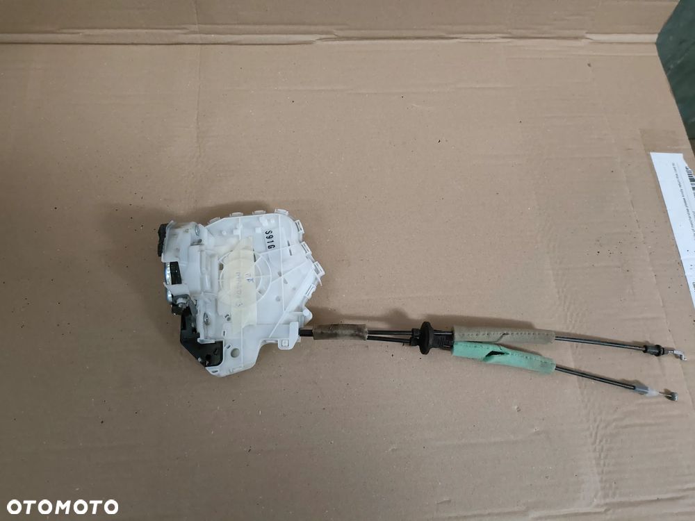 MAZDA III 3 BP 20- ZAMEK DRZWI PRAWY TYŁ 6-PIN - 1