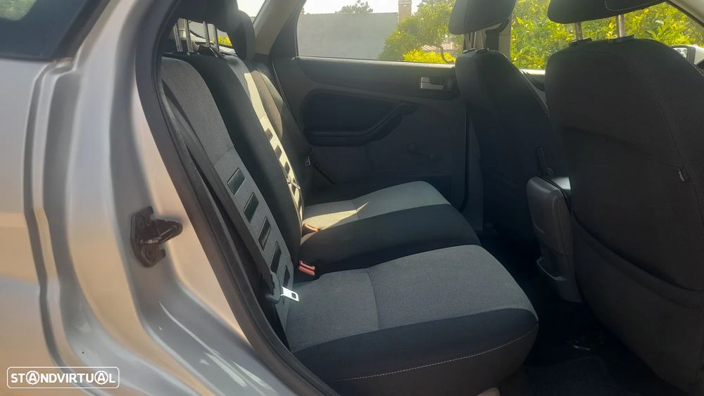 Ford Focus 1.6 TDCi Trend - 34