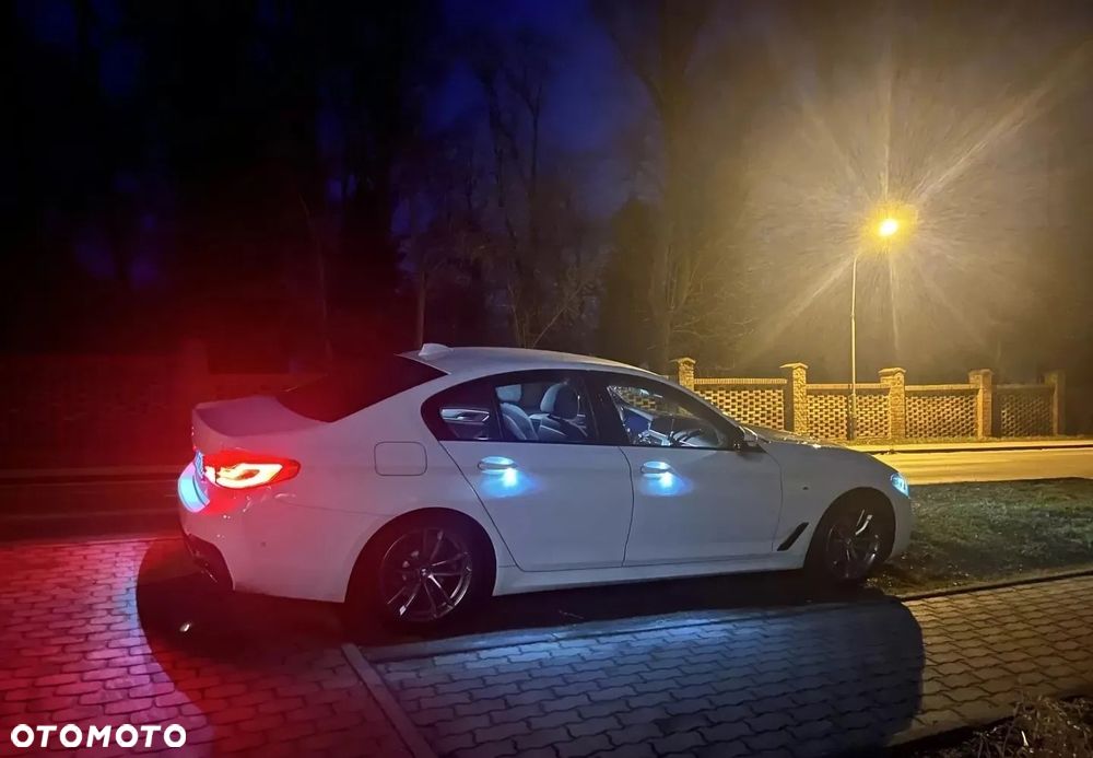 BMW Seria 5 520d xDrive M Sport sport - 16