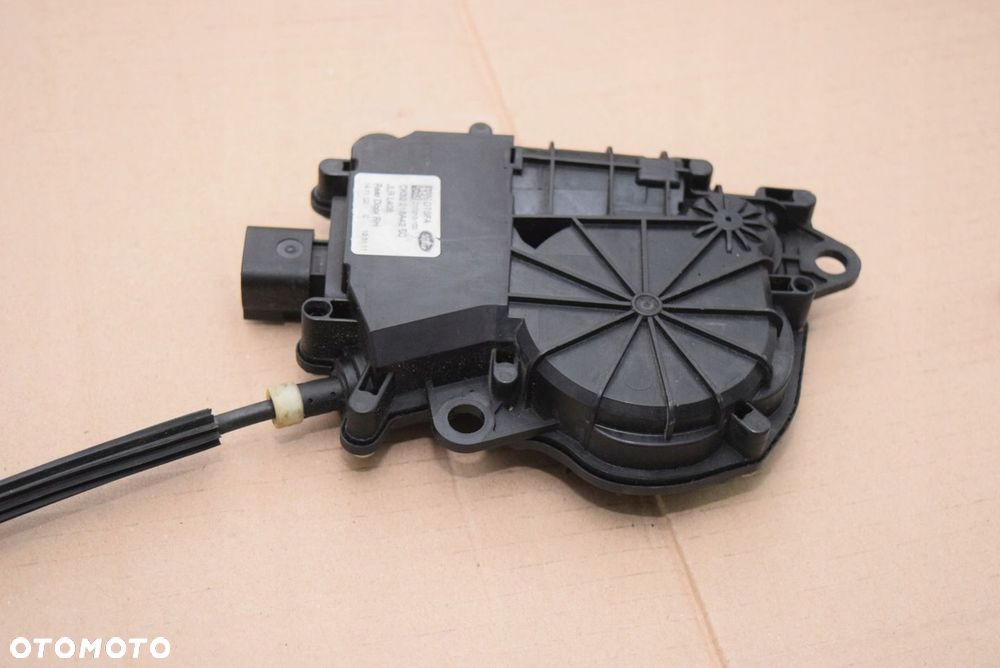 RANGE ROVER VOGUE L405 ZAMEK DRZWI DOCIĄG TYŁ LEWY - 11