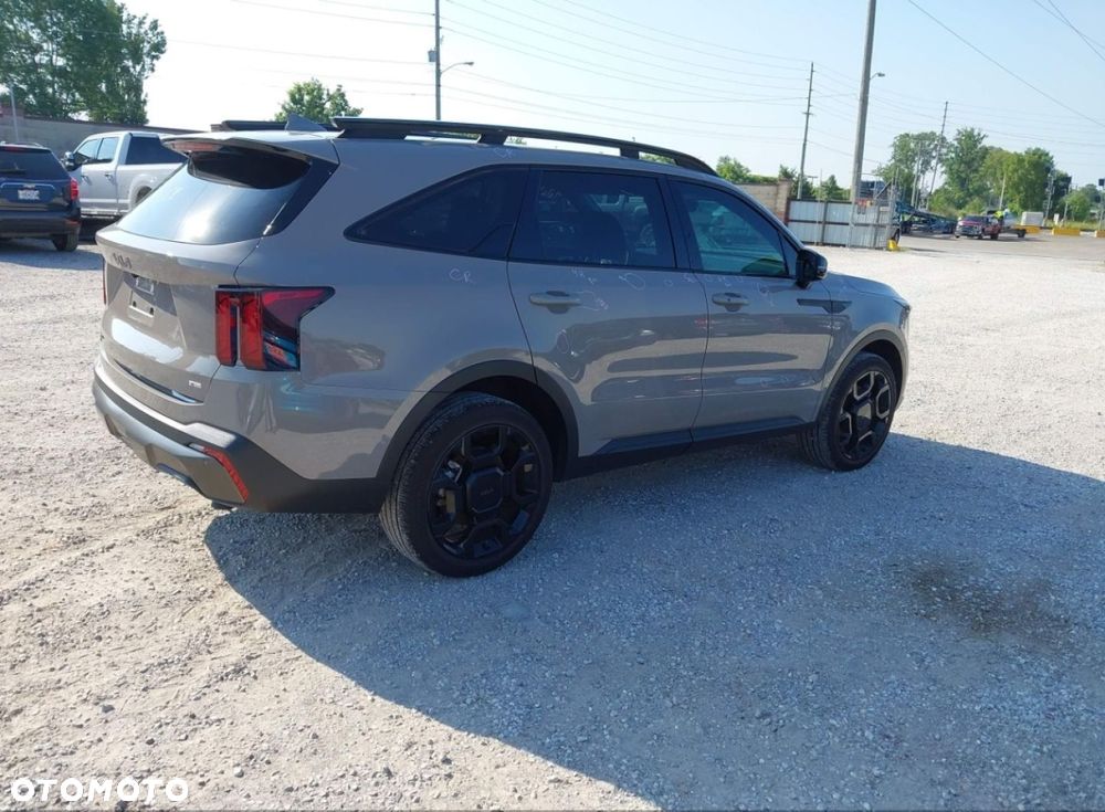 Kia Sorento - 5