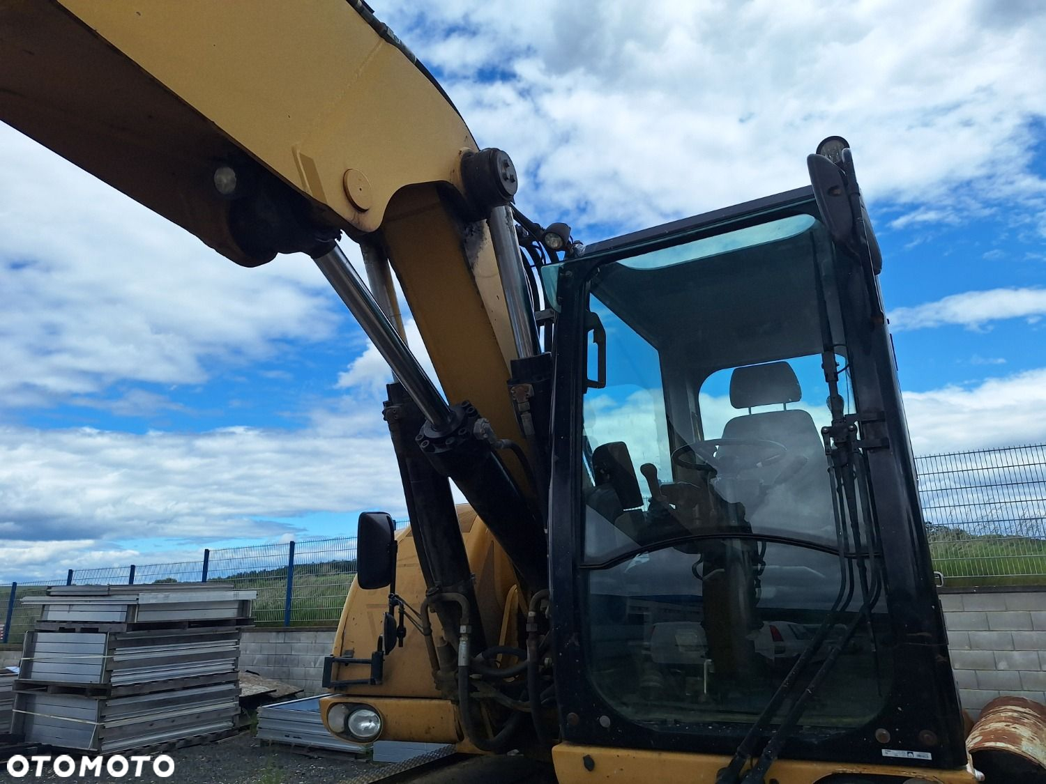 Caterpillar M318D 4X4 - 32