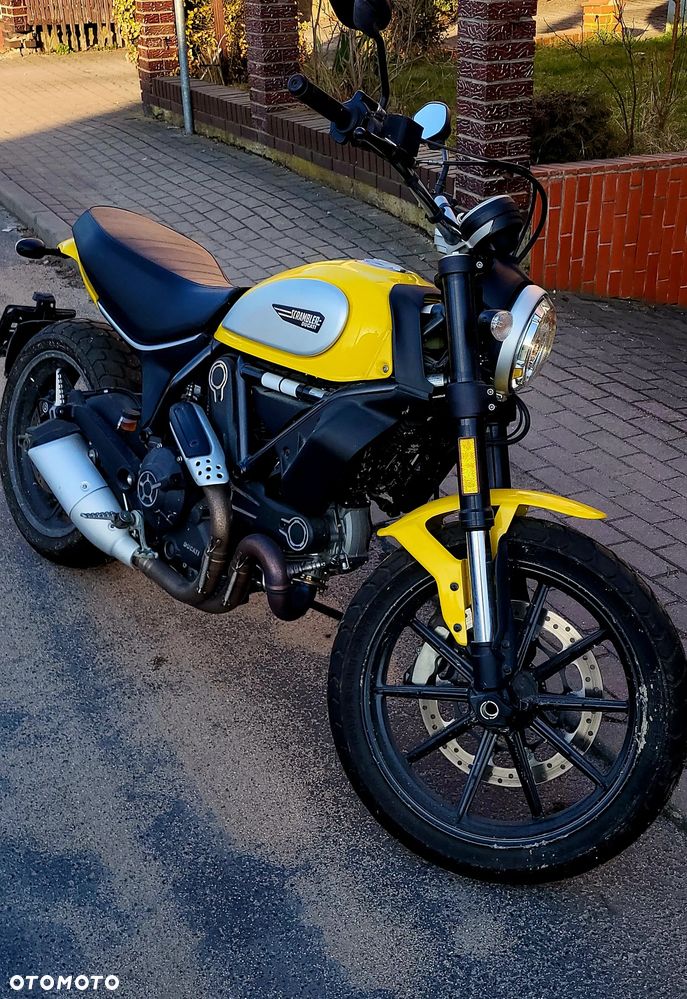 Ducati Scrambler - 1