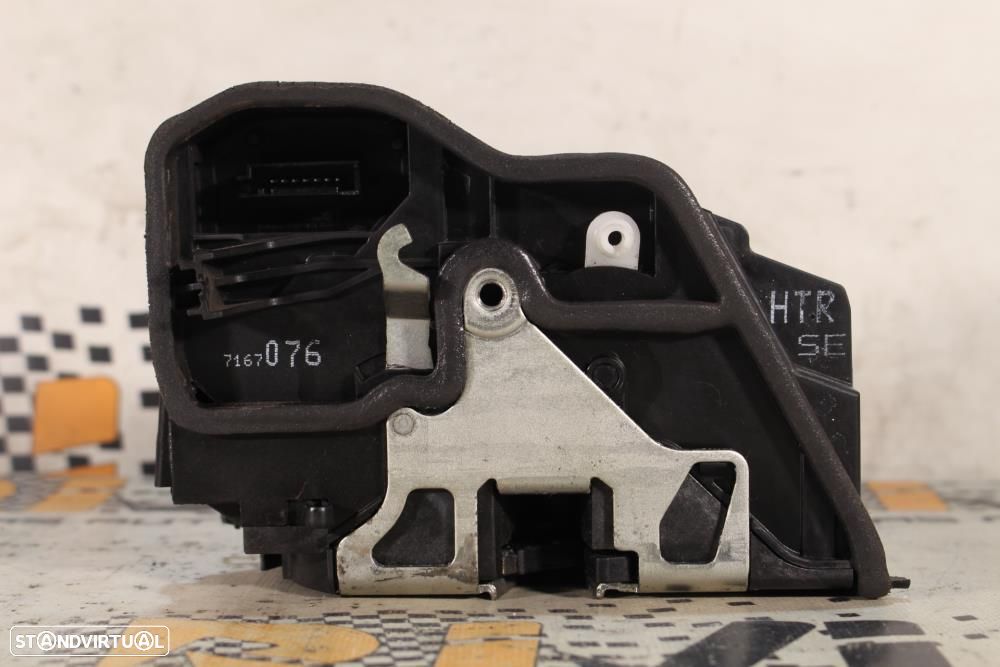 Fecho Da Porta Trás Direita Bmw 5 (E60)  51227167076 / 7167076 - 4