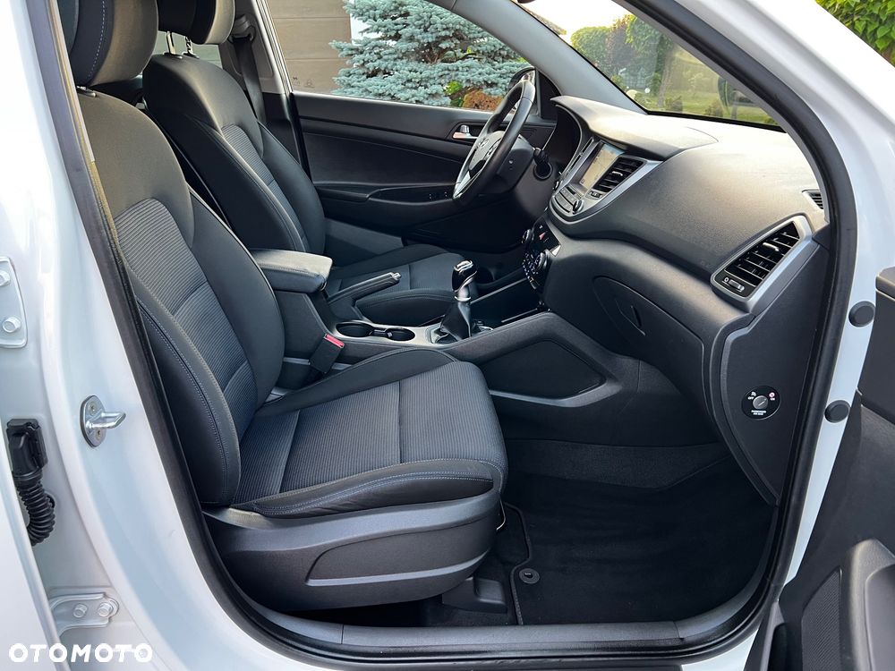 Hyundai Tucson blue 1.6 GDi 2WD Navi - 30