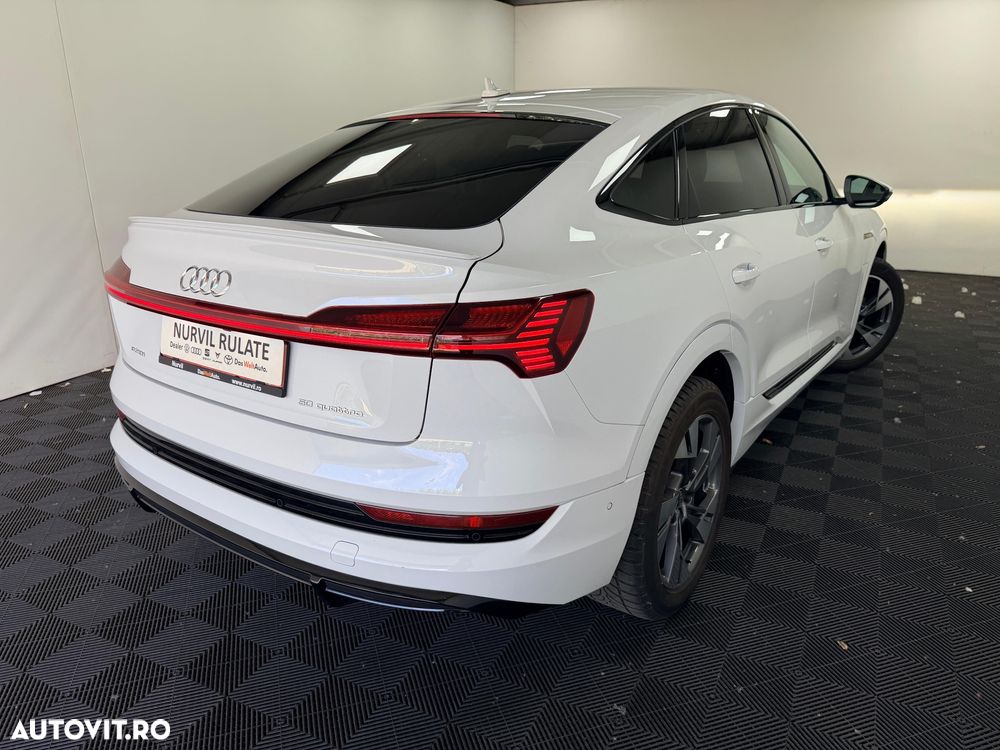 Audi e-tron 50 quattro S line - 10