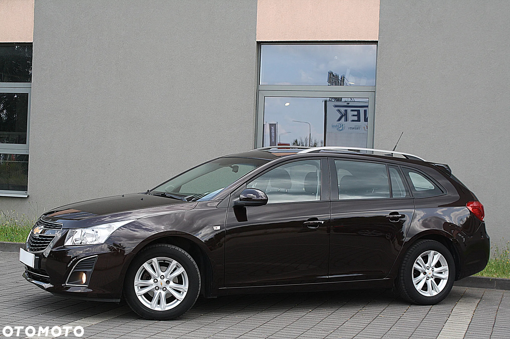 Chevrolet Cruze 1.4 T LT - 12