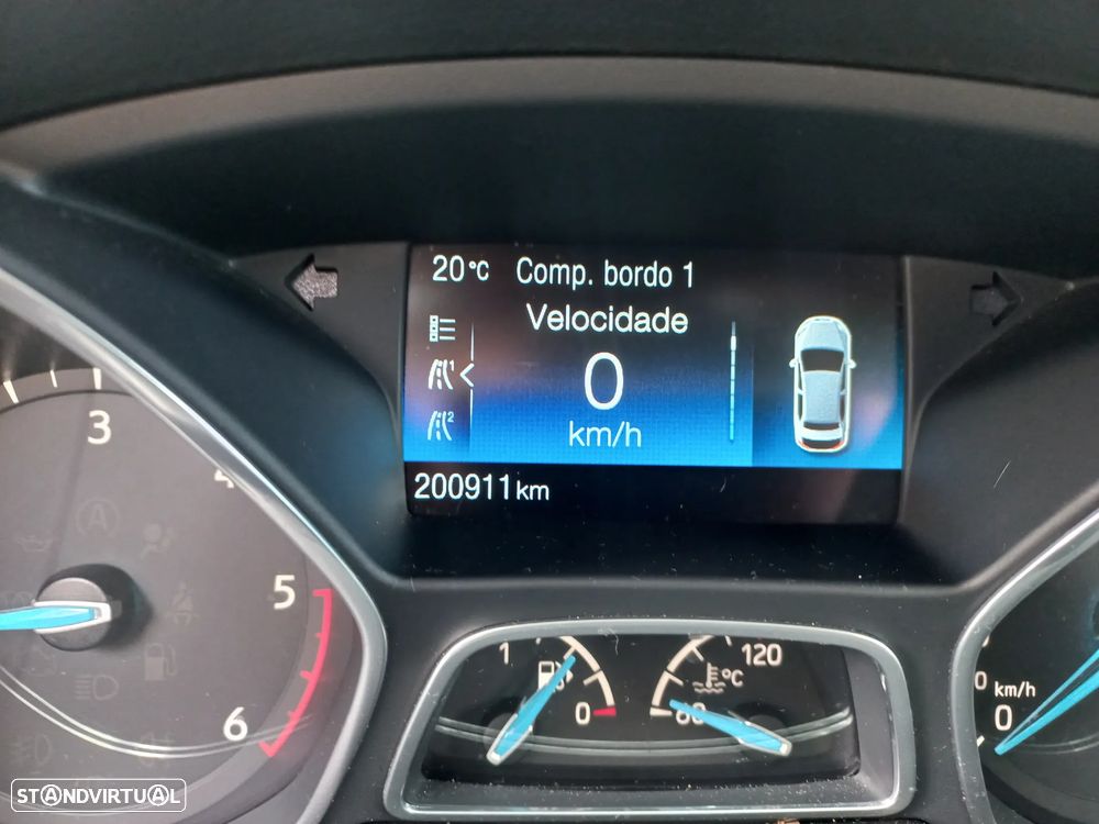 Ford Focus SW 1.5 TDCi EcoBlue Business - 22