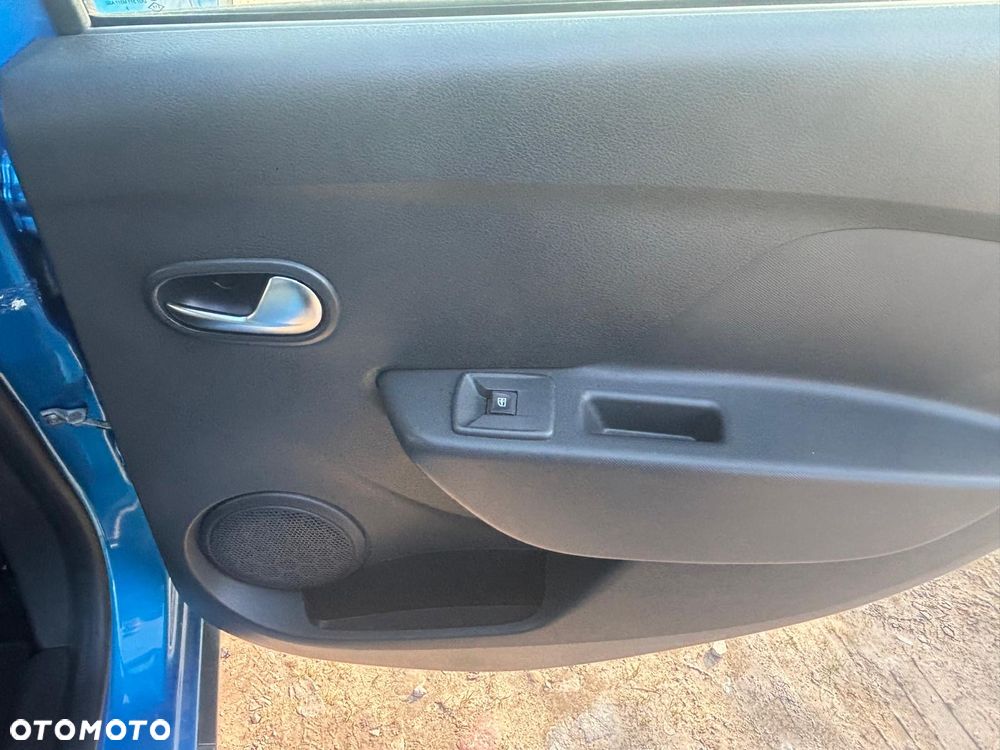 Dacia Logan 1.0 TCe SL Celebration S&S - 39