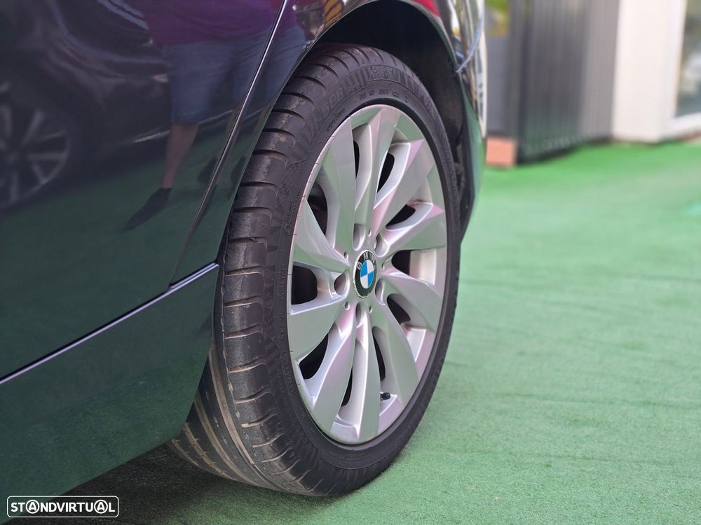 BMW 116 d Line Sport - 13