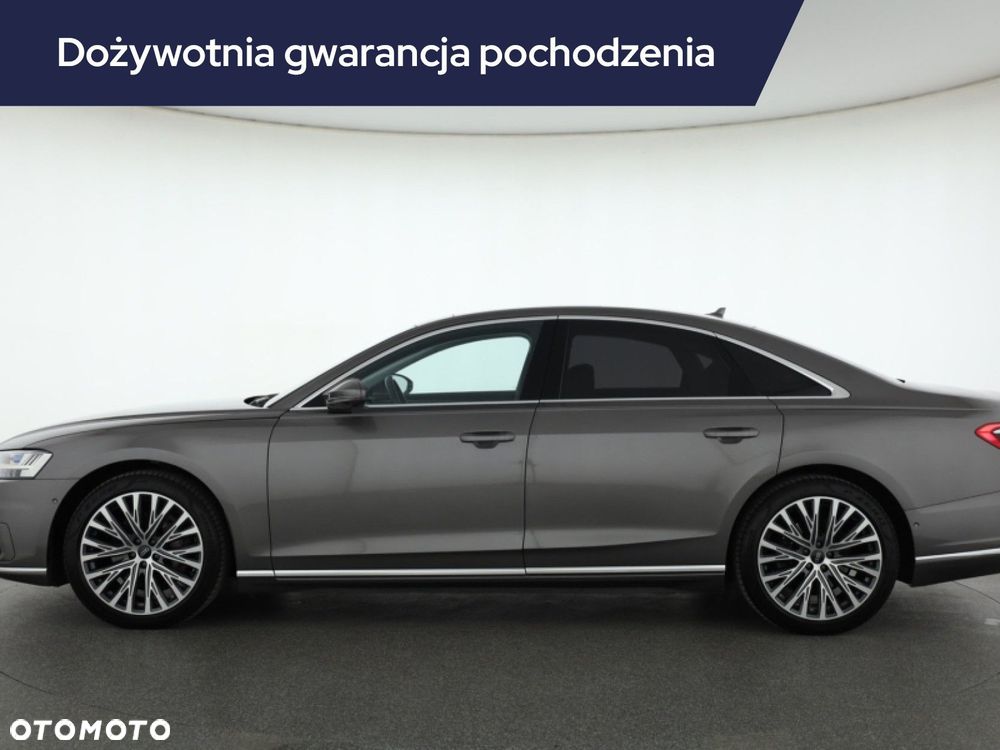 Audi A8 - 4