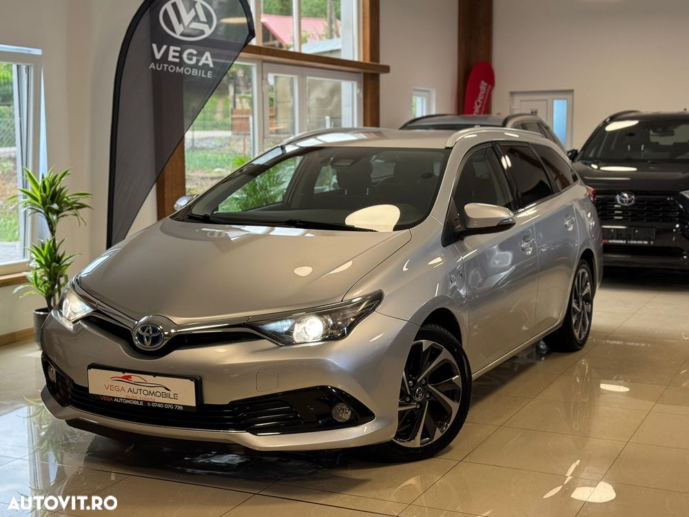 Toyota Auris 1.8 L VVT-i Sol + - 2