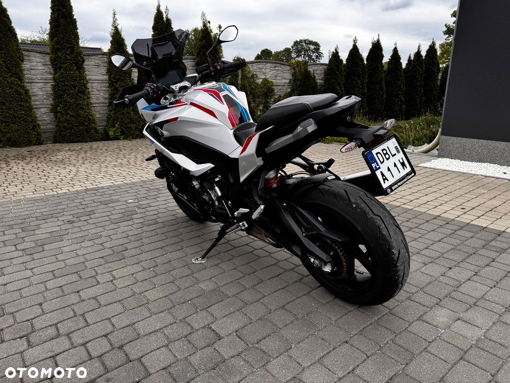 BMW XR - 12