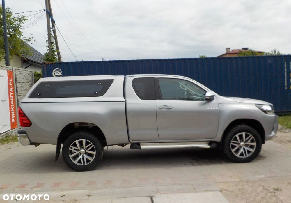 Toyota Hilux - 13