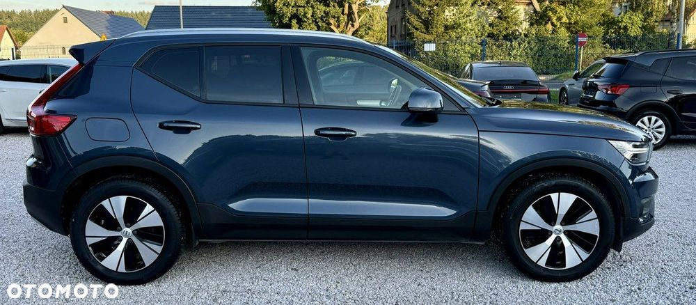 Volvo XC 40 D3 AWD Momentum Pro - 4