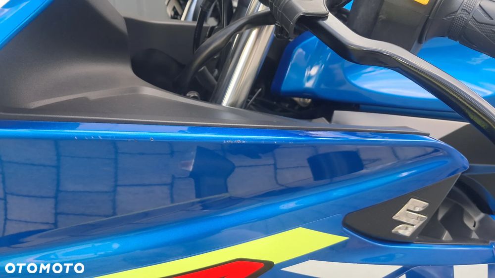 Suzuki GSX-R - 22