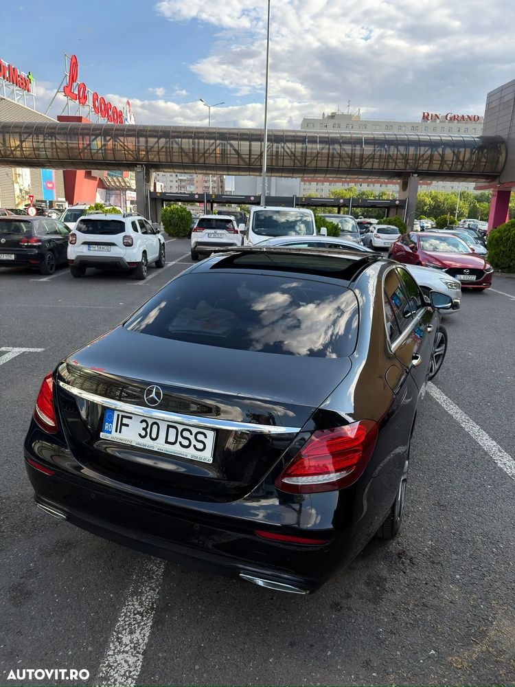 Mercedes-Benz E 220 d Aut. - 2