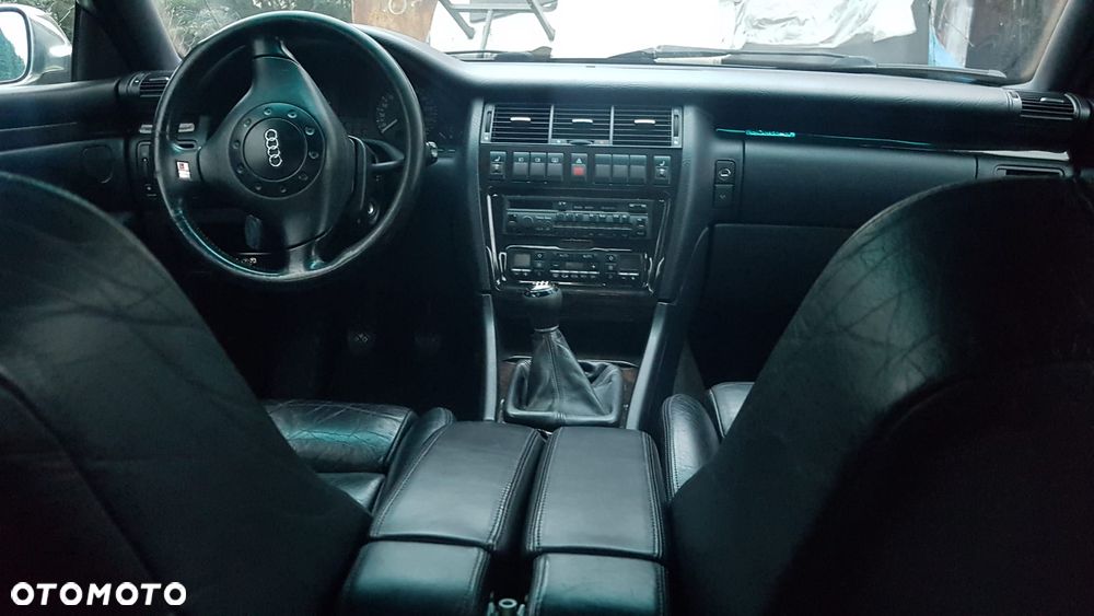 Audi S8 4.2 Quattro - 18