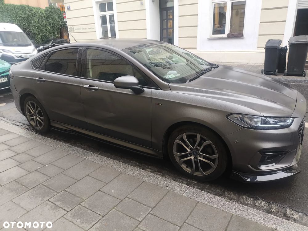 Ford Fusion - 20