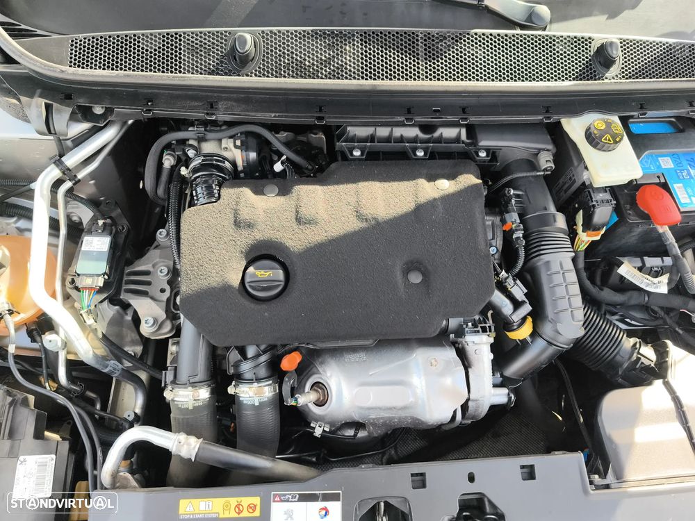 Peugeot 308 1.5 BlueHDi Active J17 - 27