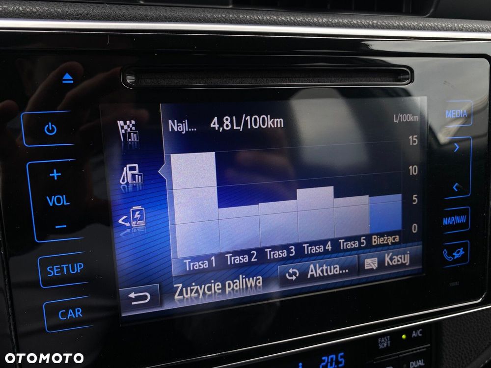 Toyota Auris - 29