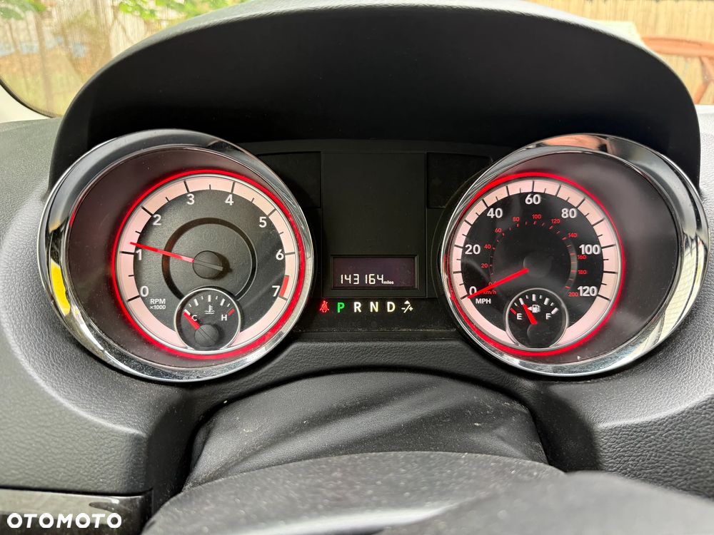 Dodge Grand Caravan 3.6 R/T - 5