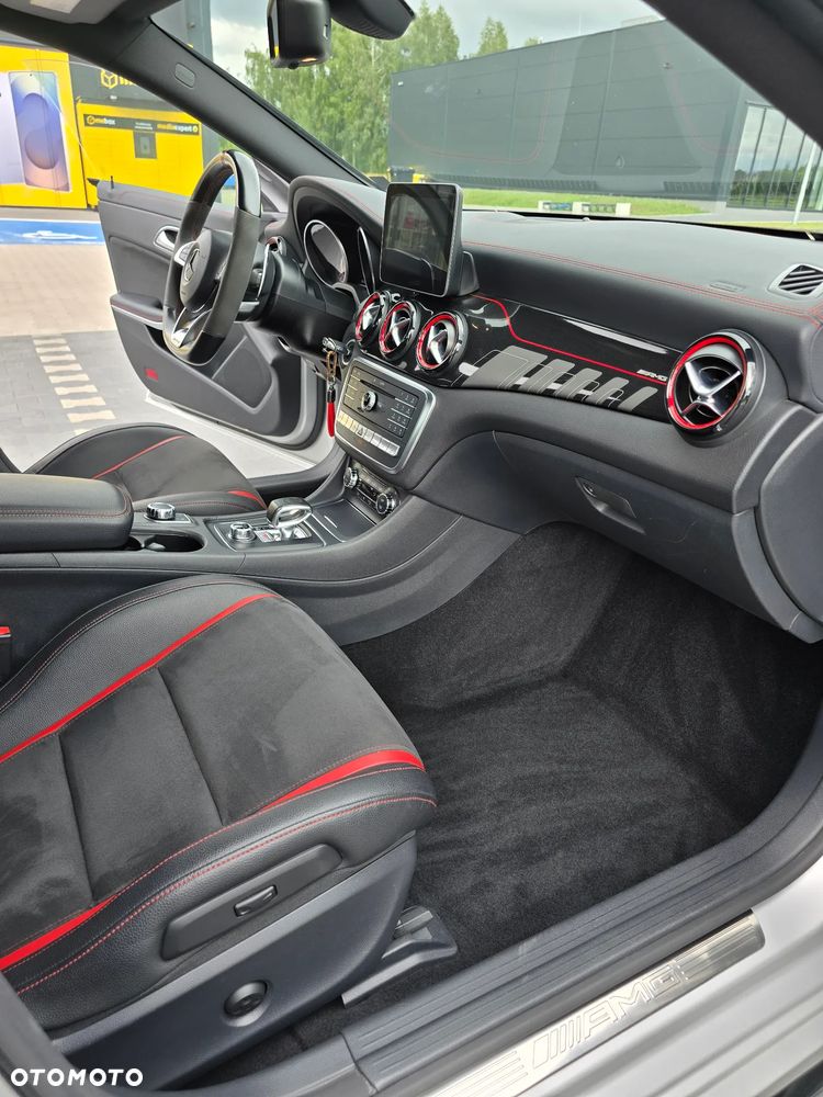 Mercedes-Benz CLA AMG 45 4-Matic - 7